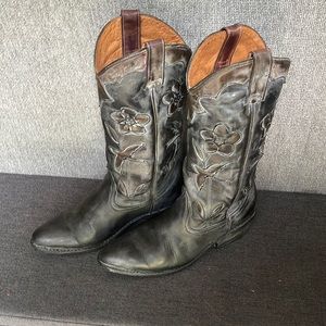 Women’s Cowgirl Boots